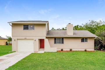 1043 Cazenovia St Port Charlotte, FL 33952
